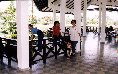 Luna_and_kids_at_the_lakeside_restaurant.JPG